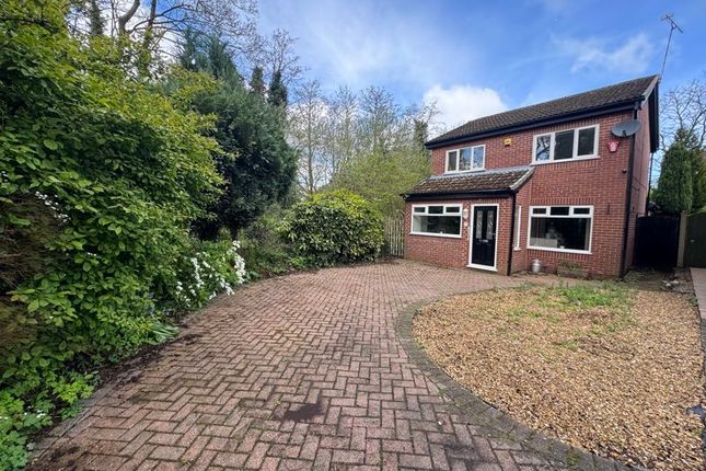 Thumbnail Detached house for sale in Glencoe Close, Holmes Chapel, Crewe