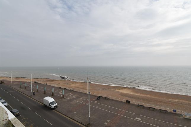 156, Marine Court, St. Leonards-On-Sea photo 4