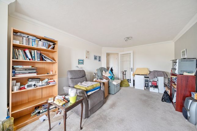 25 Simmons Lodge, 93, Havant Road, Portsmouth photo 4
