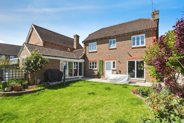 10, Hop Pocket Close, Kent photo 3