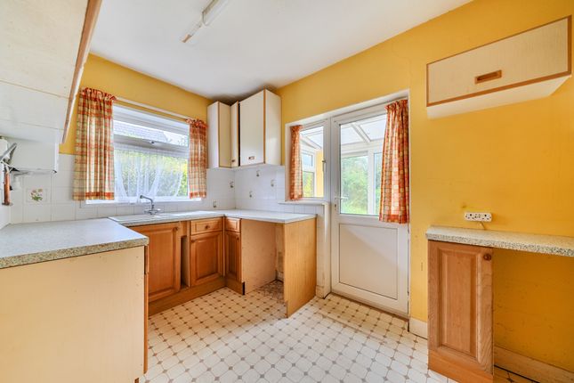 Castellyrgwynt, Hook Lane, Aldingbourne photo 3