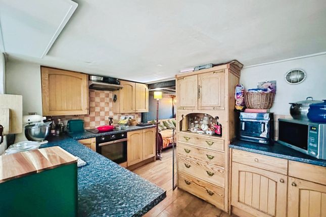 2 Southview,, The Street, Fleet photo 3
