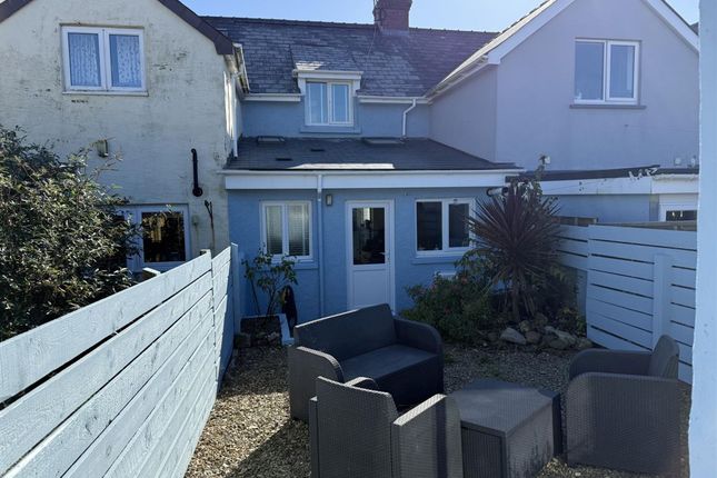 37 Harbour Village, Goodwick photo 2