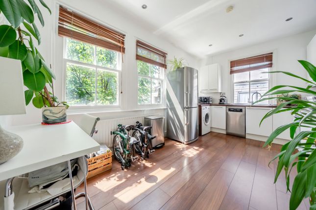 80C,, Hackford Road, London photo 4