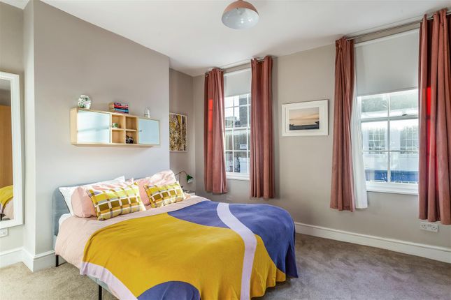 Town house for sale in Ponsonby Place, London