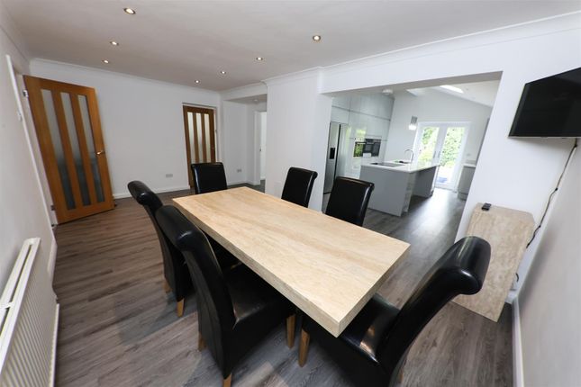 1, Stonecross Drive, Doncaster photo 4