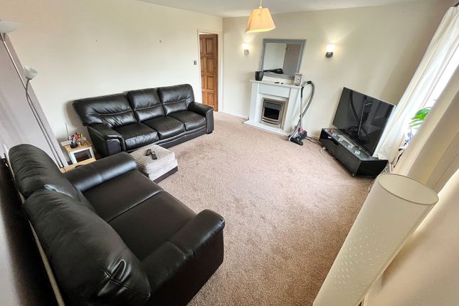 25, Farcroft Grove, Farcroft Grove photo 2