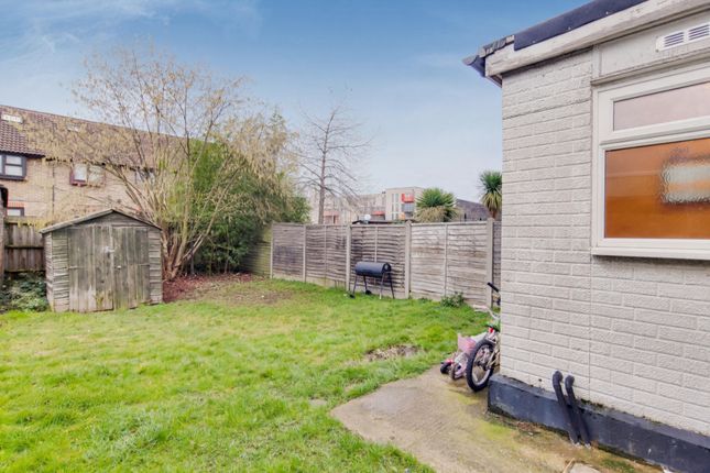 73, Coldharbour Road, Croydon photo 3