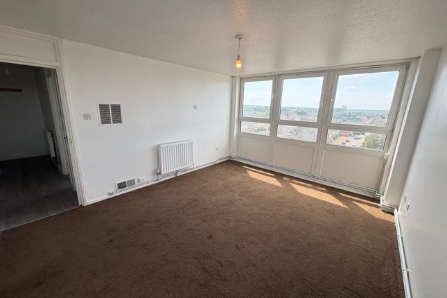 Flat 90, Moor Tower, Waterhouse Moor, HARLOW photo 4