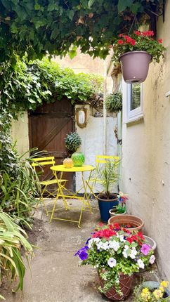 25, Priory Road, Hastings photo 4