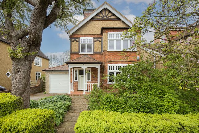 Thumbnail Detached house for sale in Cunningham Avenue, St.Albans