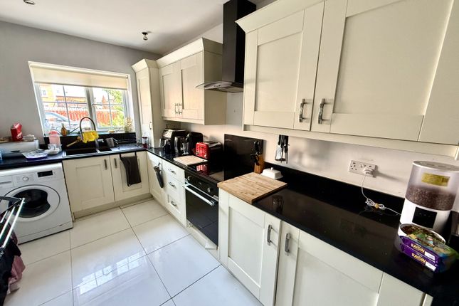 8, Chelford Close, Hartlepool photo 3