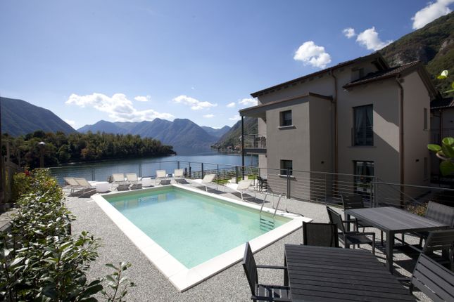 Duplex for sale in Via Statale, Tremezzina, Como, Lombardy, Italy