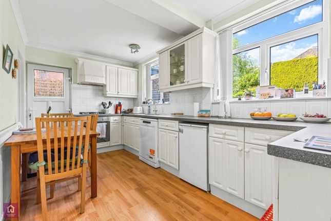 21, Clay Lane, Cheshire photo 4