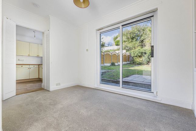 Clifton Close, Kent photo 3