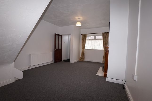2, Moss Street, Springview, Wigan photo 3