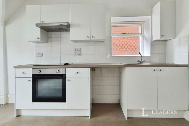 10, Compton House, Eastbourne photo 3