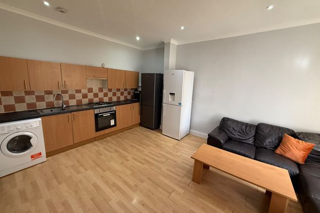 Knowle Terrace Burley, Leeds photo 2