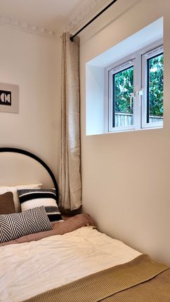 Stratford House, 42, Drapers Road, London photo 4