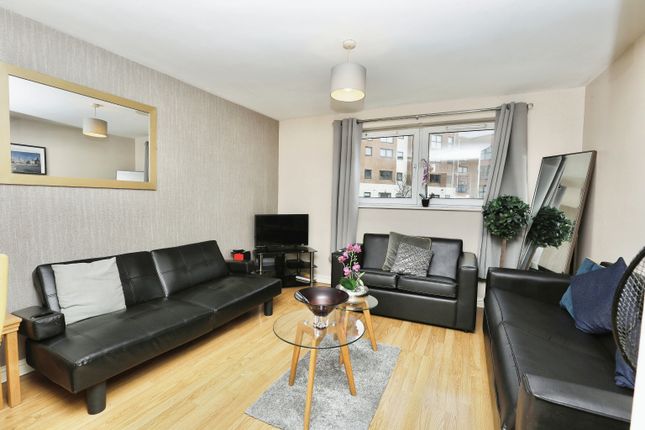 Flat for sale in Lowbridge Court, Liverpool