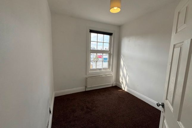 3, Hazeldene Road, Ilford photo 5