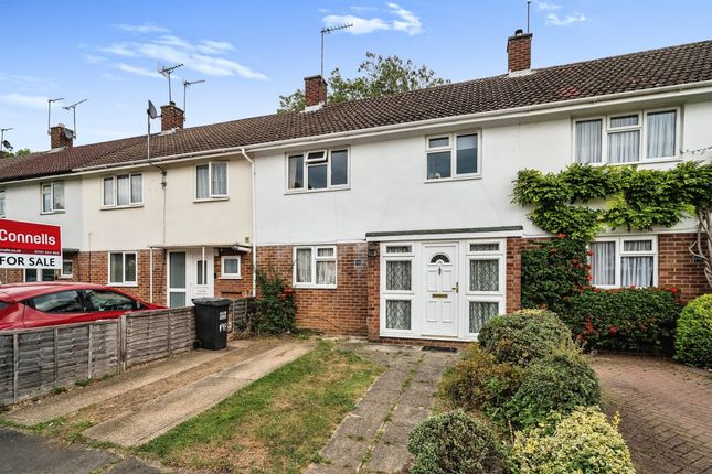 Terraced house for sale in Thistle Grove, Welwyn Garden City
