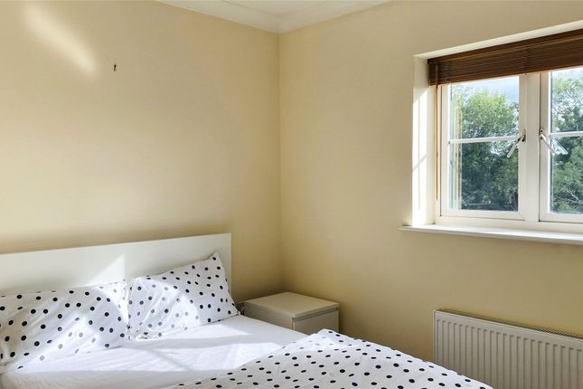 Flat 16, Sovereign House, 41, Brookbank Close, Gloucestershire photo 4