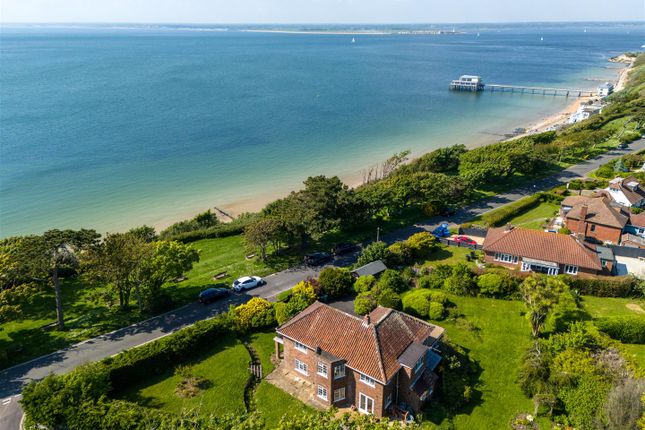 Thumbnail Detached house for sale in Cliff Road, Totland Bay