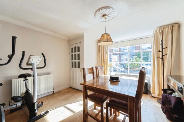 23, Westbury Road, Birmingham photo 4