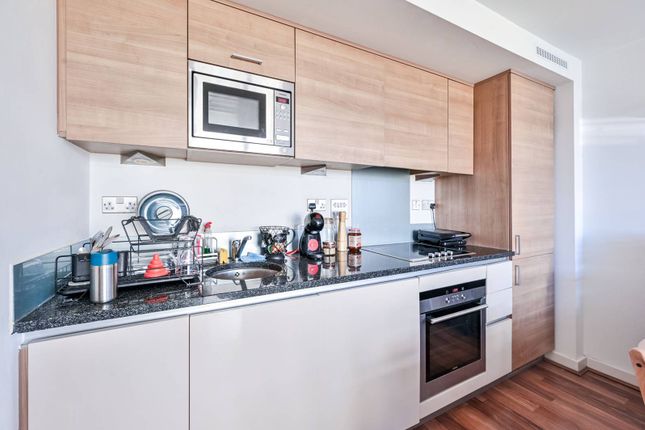 Flat for sale in Newton Lodge, Greenwich, London