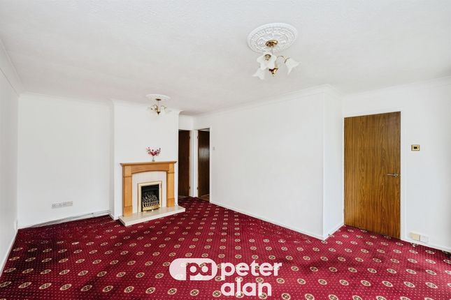 19, Stratton Way, NEATH photo 3