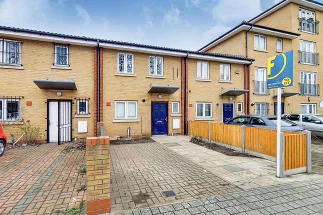 Thumbnail Terraced house to rent in Semley Gate, Hackney Wick, London