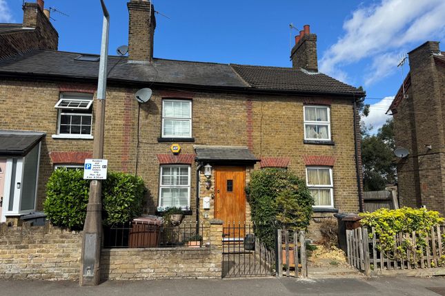 1-bed terraced on 29 Park Road, Bushey, £395,000