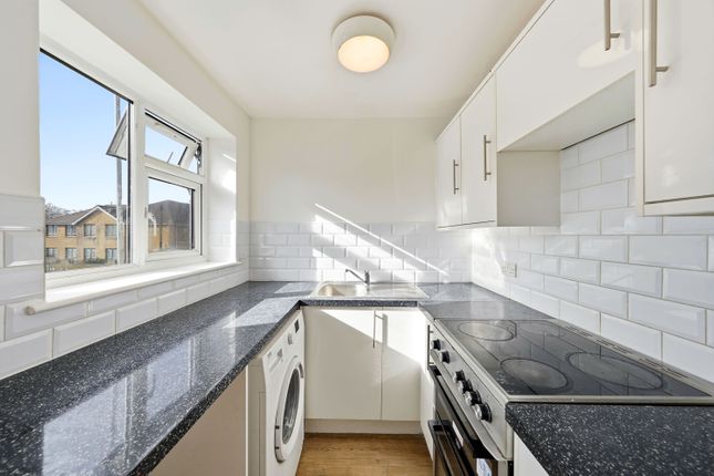 118e, Dames Road, London photo 2