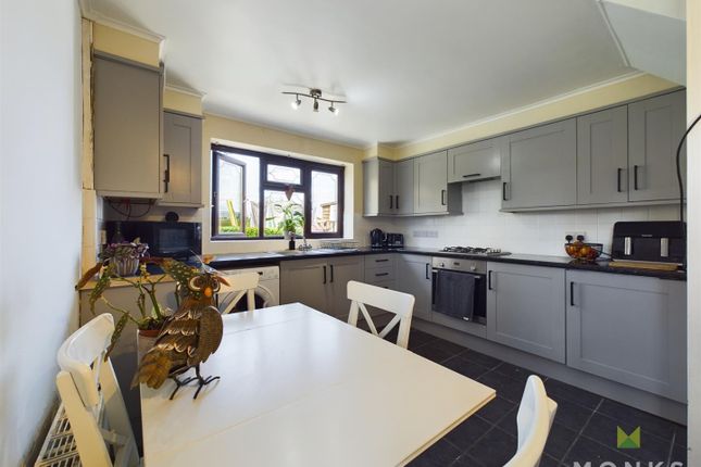 28, The Meads, Oswestry photo 2