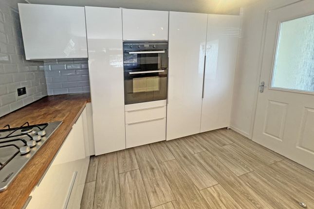 51, Trinity Road, Telford photo 5
