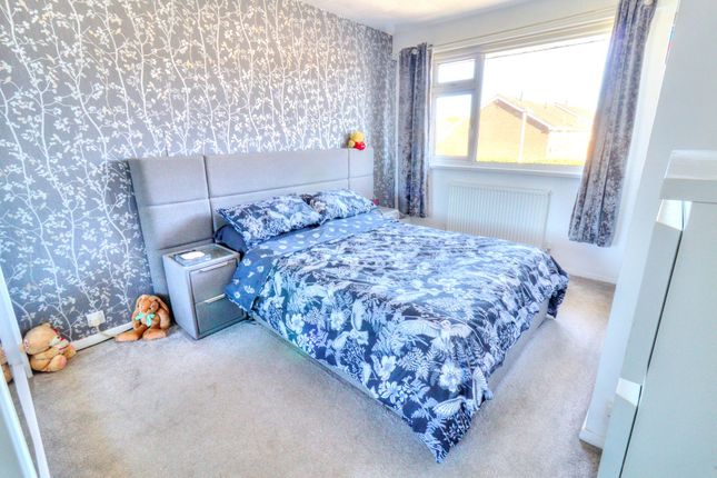 61 Slade Road, High Wycombe photo 4