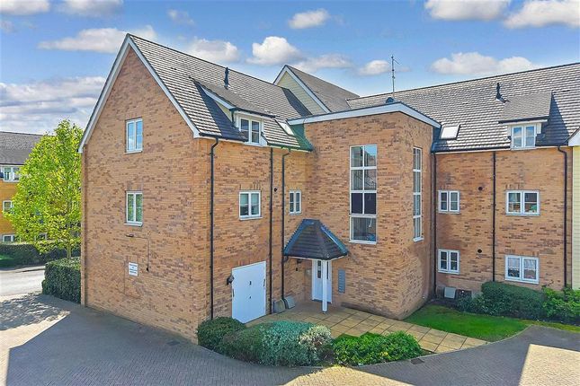 Thumbnail Flat for sale in Bernwelle Avenue, Harold Hill, Essex