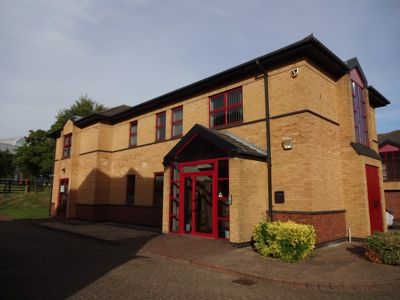 Office to let in Oak House (First Floor), 5 Medlicott Close, Corby, Northamptonshire