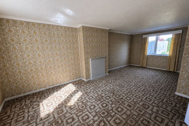 2, Richmond Road, Westerton, Chichester photo 3