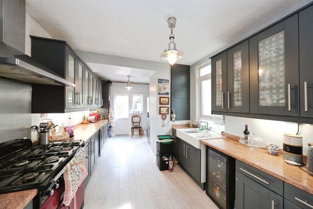 30, Balmoral Road, Nottinghamshire photo 2