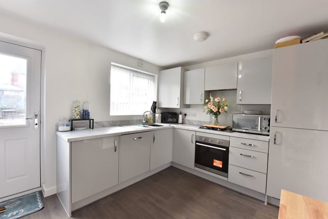Kingswinford photo 3