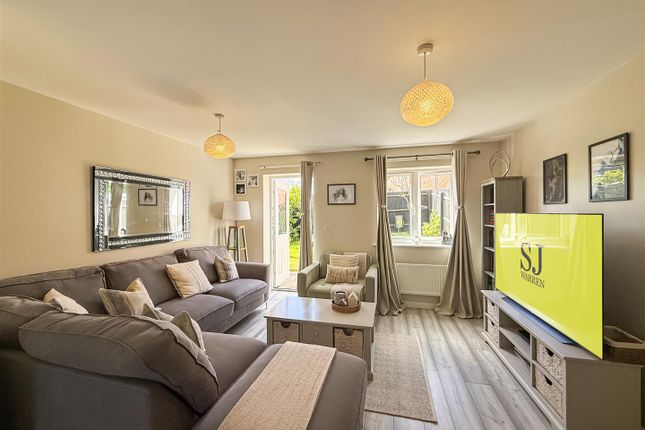 55, Grangewood Park Avenue, Burnham-On-Crouch photo 4
