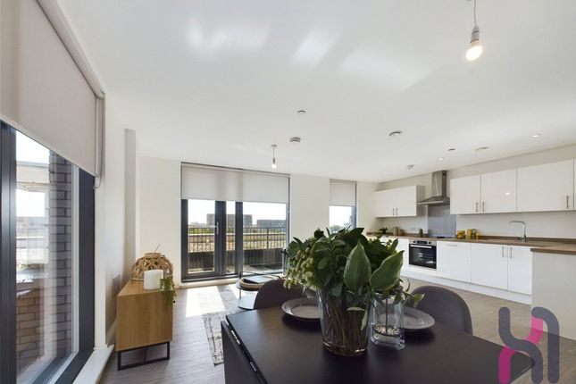 610 The Landmark, 30 Oldfield Road, Manchester photo 4
