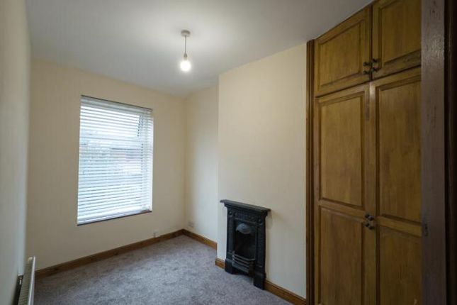 58, Jawbones Hill, CHESTERFIELD photo 4