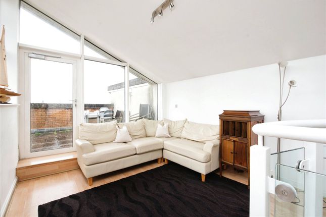 Upstaris Lounge Area