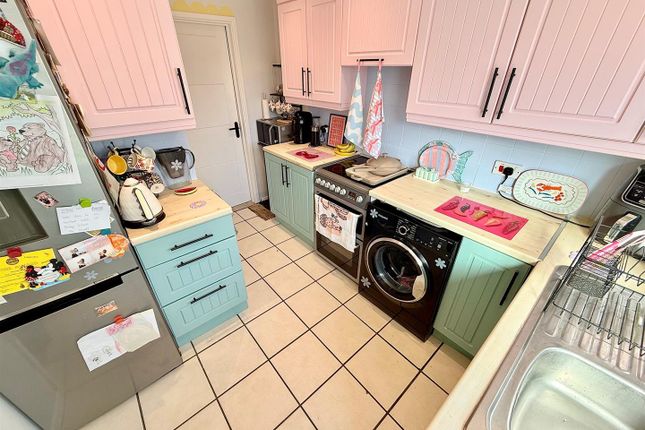 18, Barleycroft, Great Yarmouth photo 2