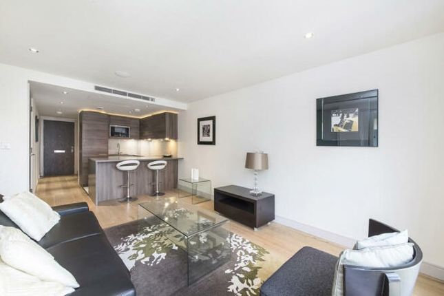 Flat for sale in Merlin Court, Greenwich