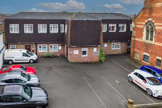 Flat 13, Croft House, Tonbridge photo 4