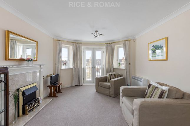 Flat for sale in Hinchley Manor, Hinchley Wood